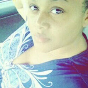 Meet your Posher, Nina